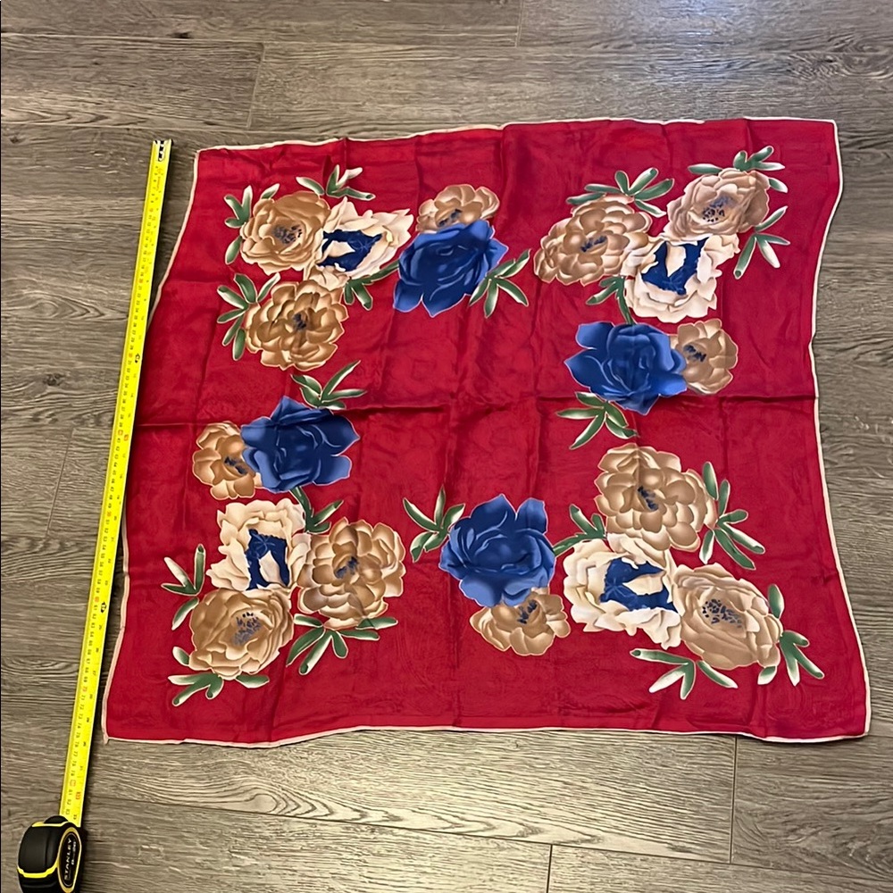 100% silk vintage Floral Red and Blue Scarf 30”